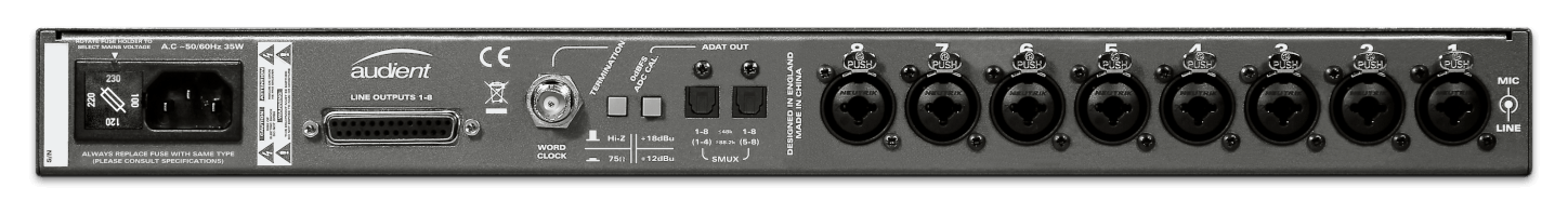 Audient ASP800 vista trasera con entradas y salidas ADAT.