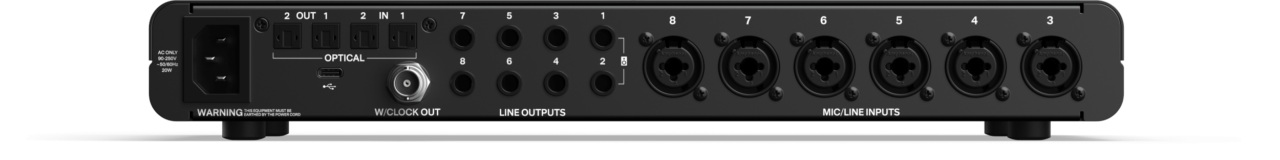 Vista posterior del EVO 16 con entradas y salidas ADAT.