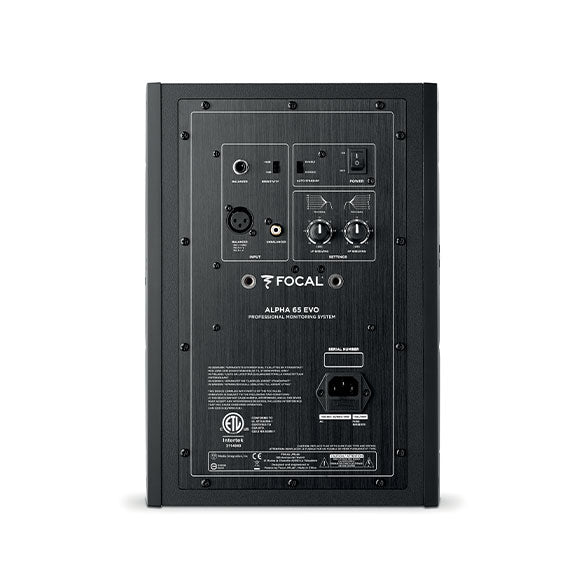 Entradas XLR, RCA y 1/4 "