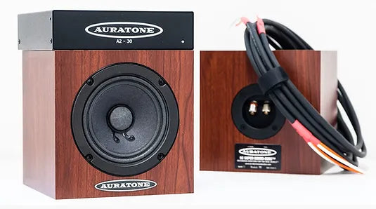 Auratone 5C + Amplificador A2-30 (Combo Color Mahogany)