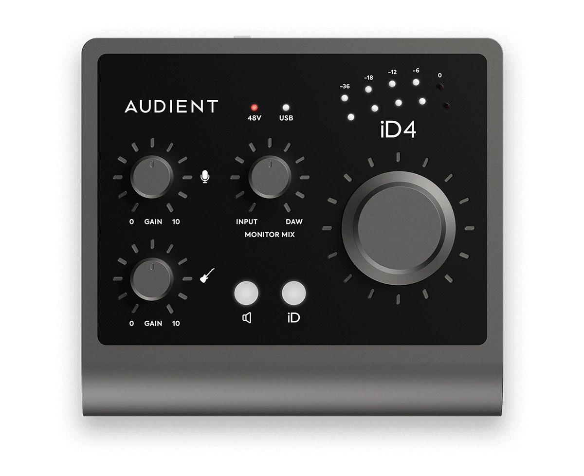 Detalle de los acabados metálicos y perillas de la Audient iD4.